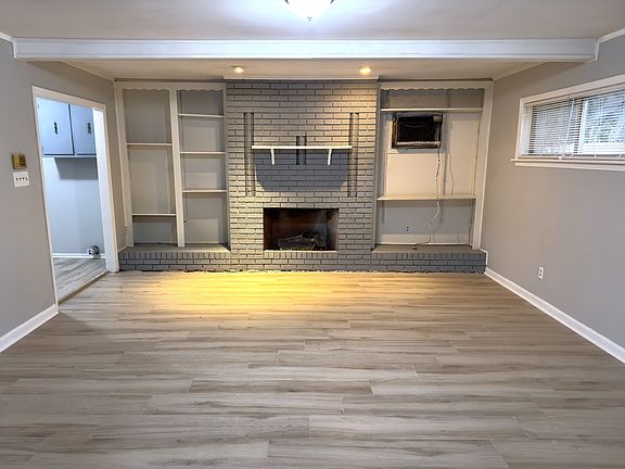 3rd image of 4841 Marcel Ave