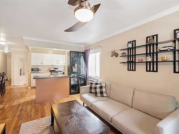2nd image of 127-11 160th St