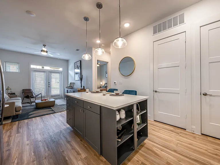 6811 Old Bee Caves Rd — Photo 19
