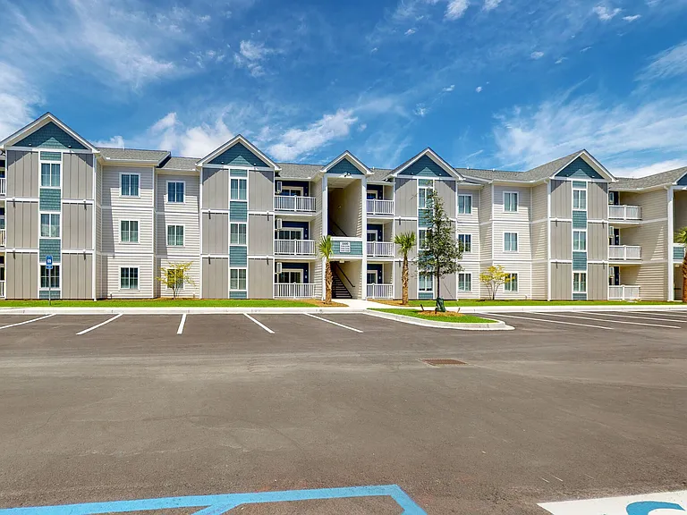 Coastal Club Apartments — Photo 50
