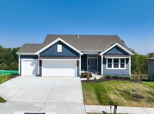 1708 SW Hightown Dr, Lees Summit, MO 64082