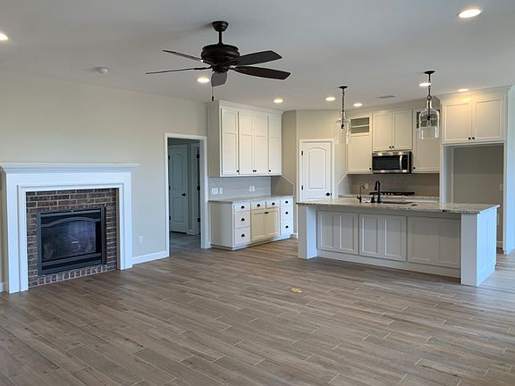 5th image of 1314 Solomon Ln