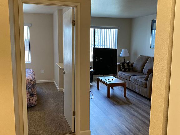 3rd image of 400 10th Ave #309
