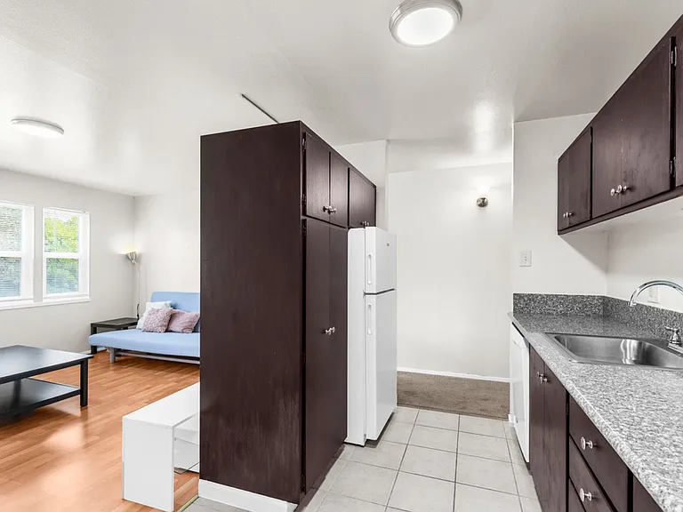 2500 Dana St — Photo 39