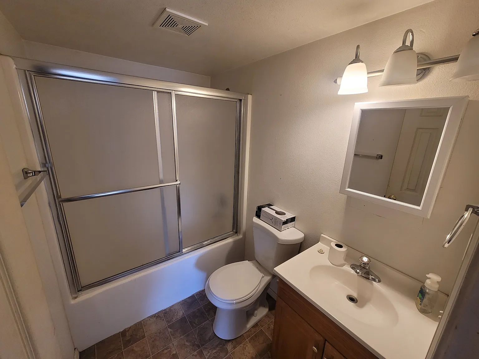 7A - 401 Sanford - 401 — Photo 2