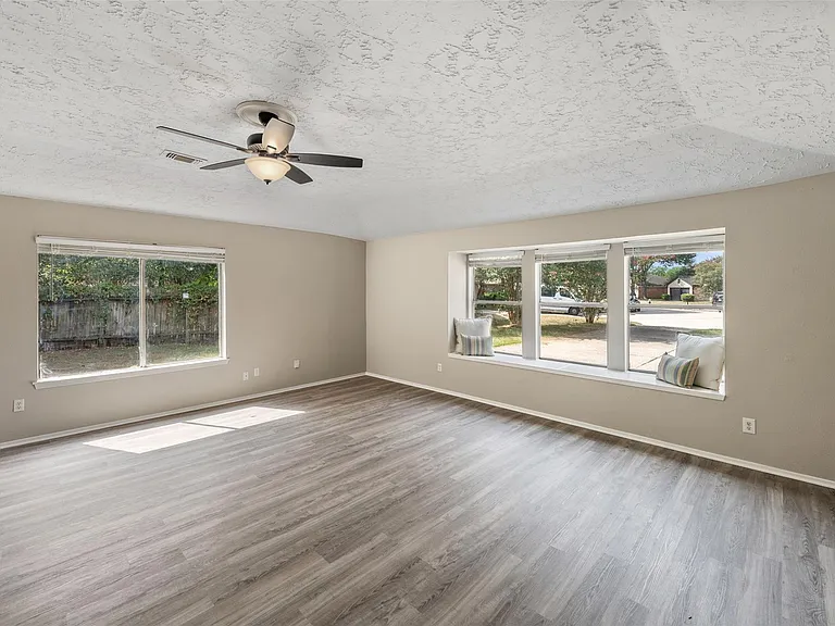 21018 Verdecove Ln — Photo 11