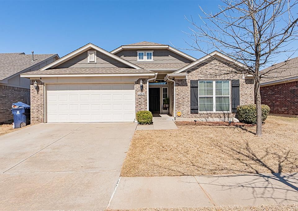 1st image of 1225 SW 159th Ter