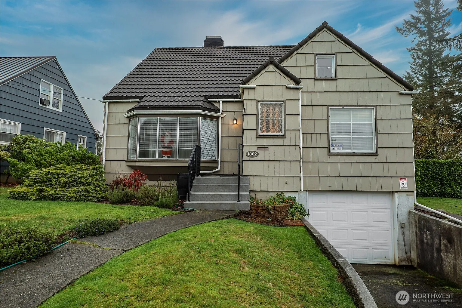 1302 Arnold Street photo 1