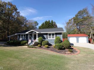 291 Lake Club Cir, Lavonia, GA 30553