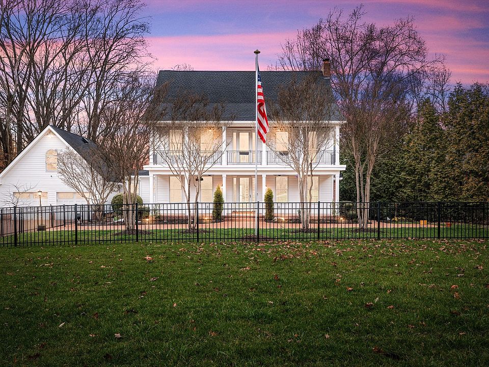 1st image of 3863 Saundersville Ferry Rd