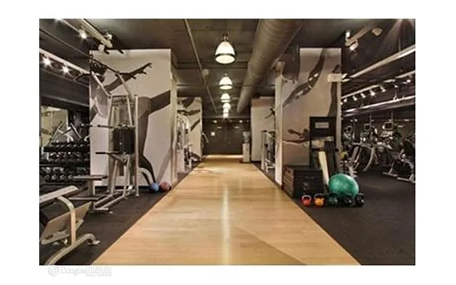Rented by Douglas Elliman | media 27