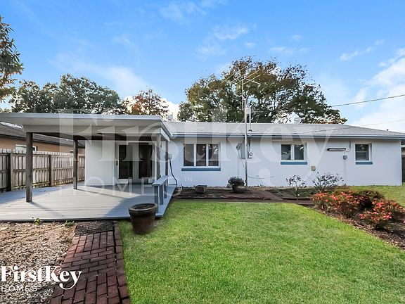 2nd image of 881 Park Manor Dr