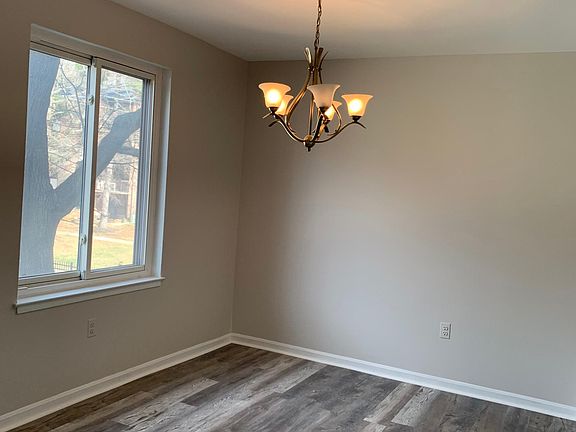 4th image of 9720 Kingsbridge Dr APT 202
