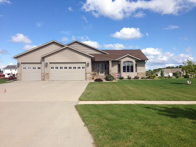 1st image of 436 Prescott Ln