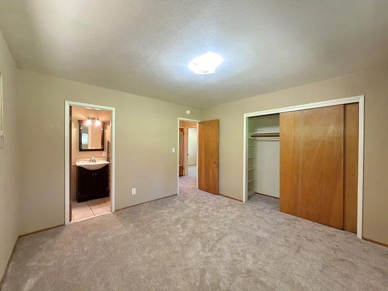 275 Cold Springs Rd — Photo 18