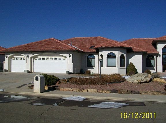 2nd image of 1005 W 11th St