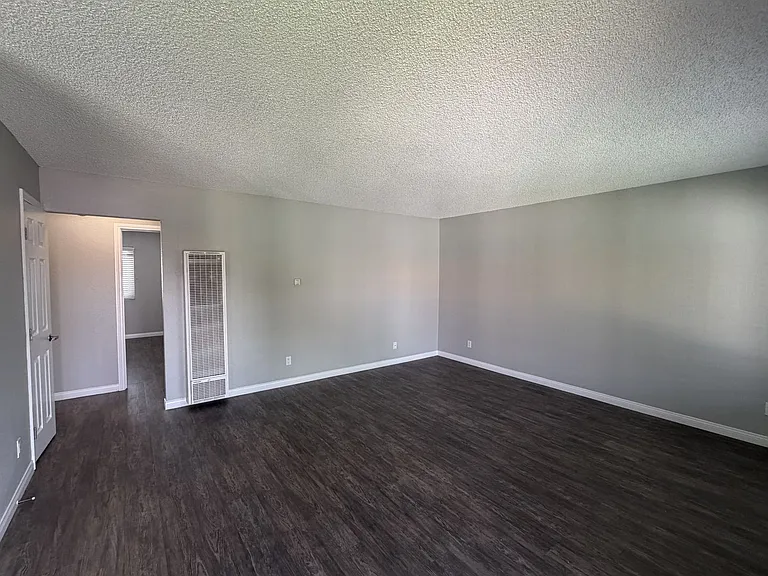 Tierra Palms Apartment Homes — Photo 117