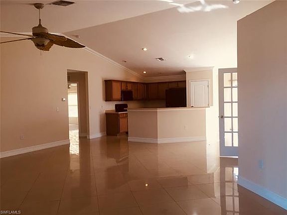 4th image of 1117 Cabrillo Ave
