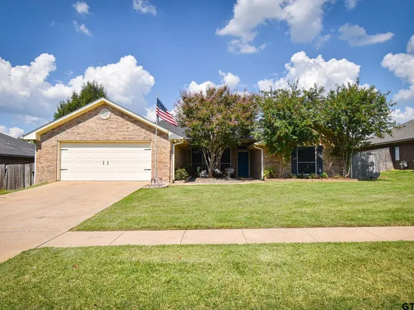 11300 Triple Crown Dr, Flint, TX 75762