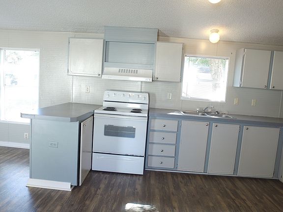 2nd image of 3535 Roberts Ave Lot 112