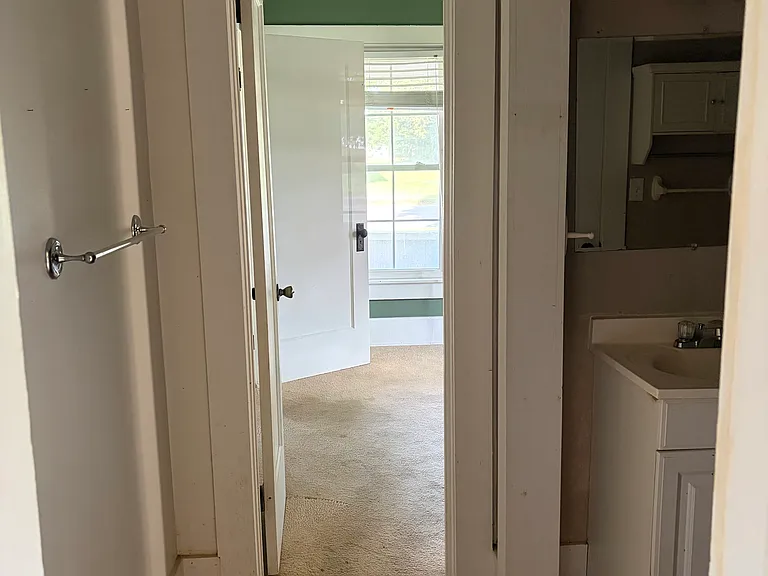 301 S Walnut St — Photo 10