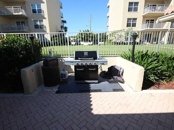 4th image of 4153 S Atlantic Ave APT 106