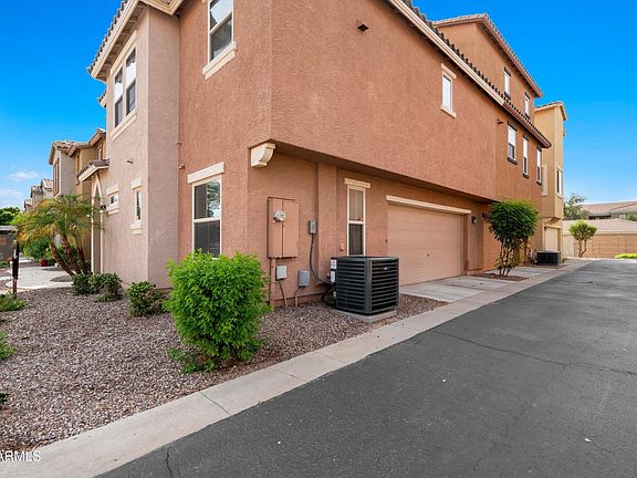 3rd image of 7805 W PALM Lane