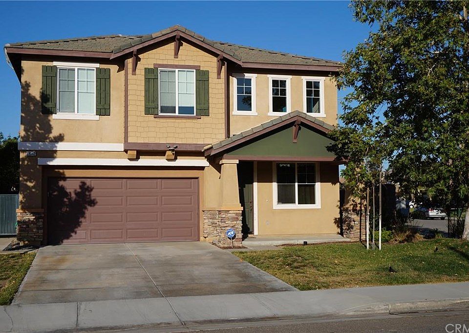 1st image of 38342 Sevilla Ave