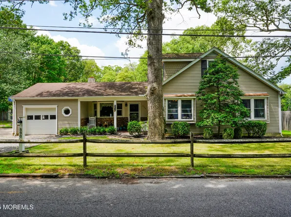590 Challenger Way, Jackson, NJ 08527