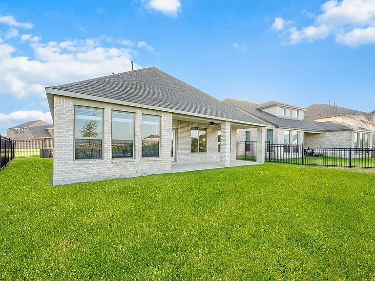 804 Sarasota Shore Dr — Photo 48