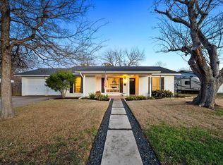 5305 Fairmont Cir, Austin, TX 78745