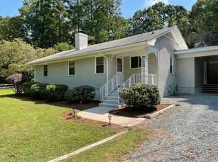 1723 Homestead Rd, Chapel Hill, NC 27516
