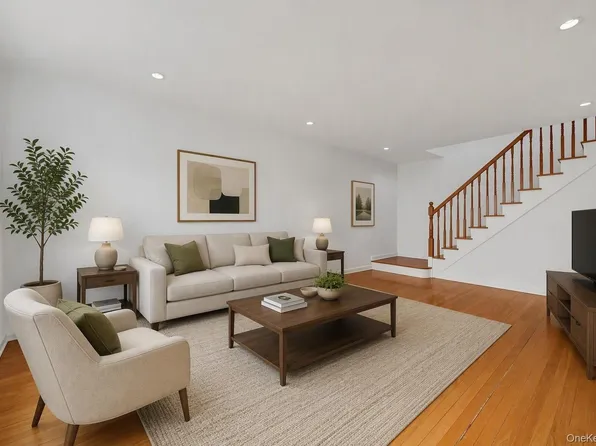 184 Purchase St APT 12, Rye, NY 10580