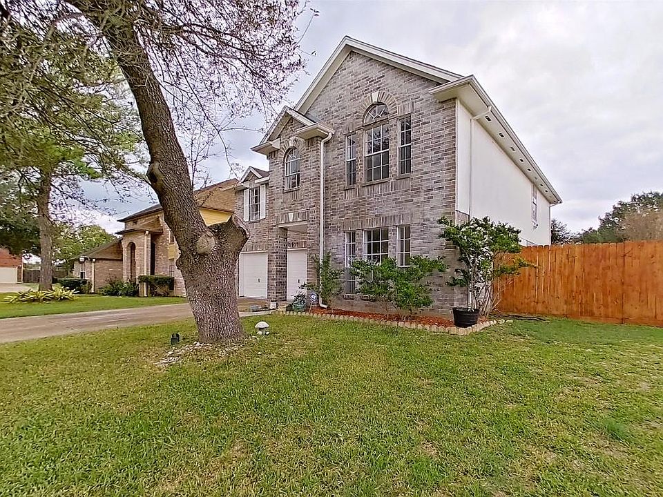 1st image of 3907 Deer Chase Dr