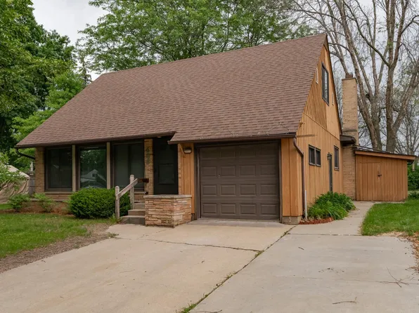 406 15th Ave SE, Rochester, MN 55904