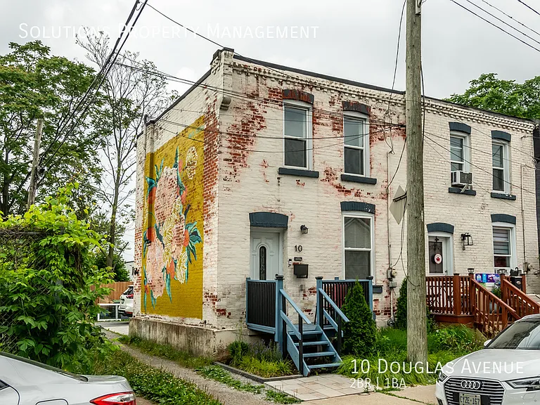 10 Douglas Ave — Photo 23
