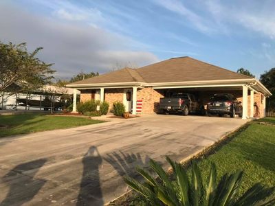 314 Le Village Dr, Larose, LA, 70373