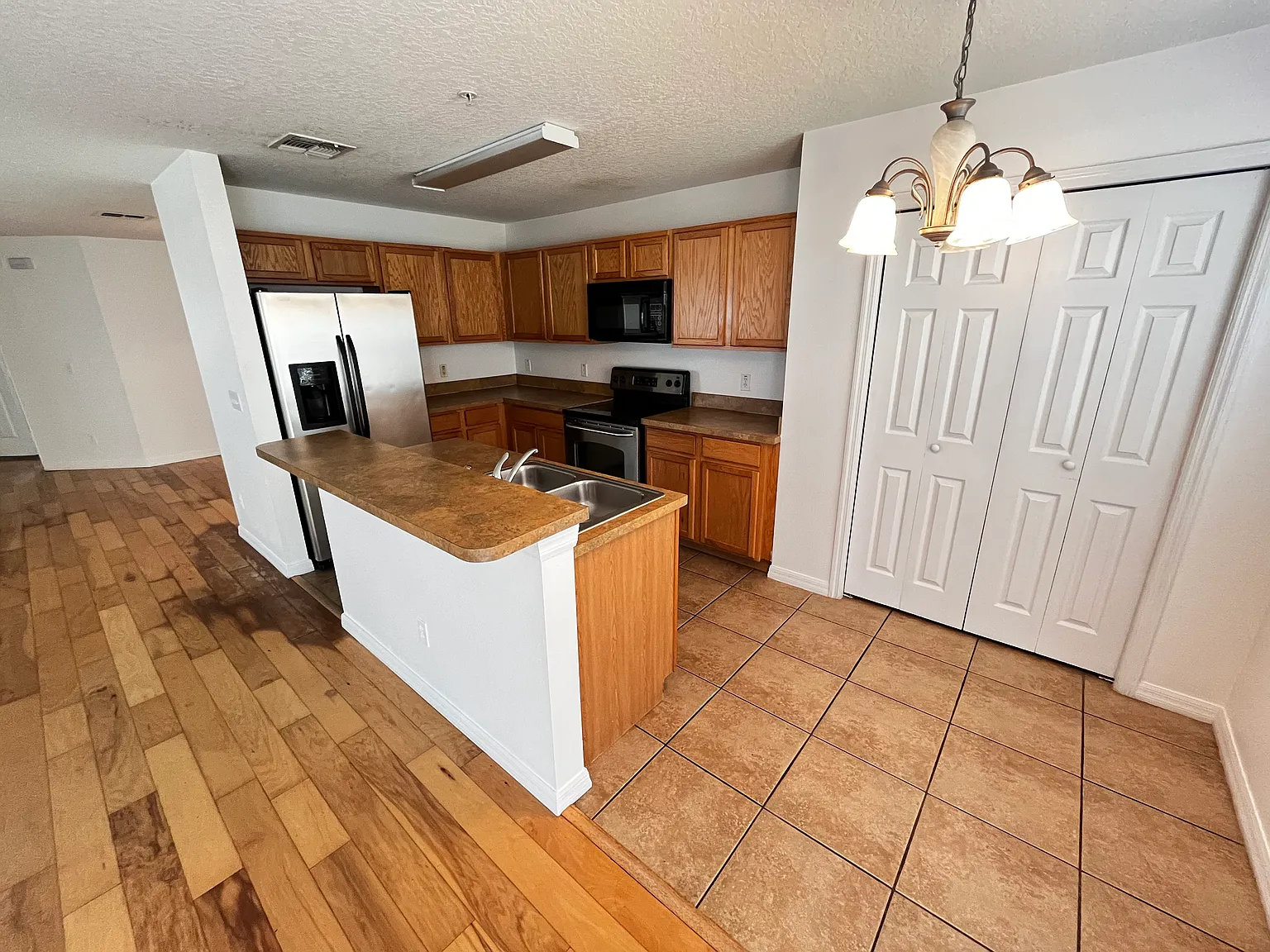 13527 Tea Rose Way — Photo 4