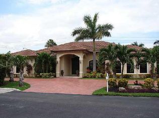 16790 SW 86th Ct, Palmetto Bay, FL 33157
