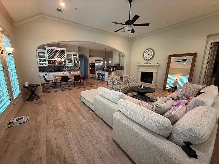 31 Woodglade Way — Photo 3