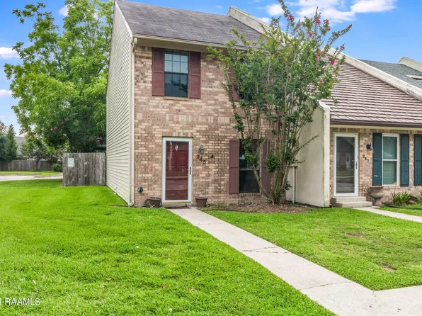 245 Woodland Cir, New Iberia, LA 70563