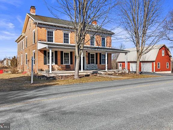 4th image of 545 Hilltown Rd