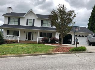 5902 Apple Harvest Dr, Roanoke, VA 24012