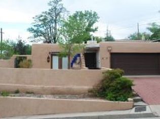 419 Spruce St NE, Albuquerque, NM 87106