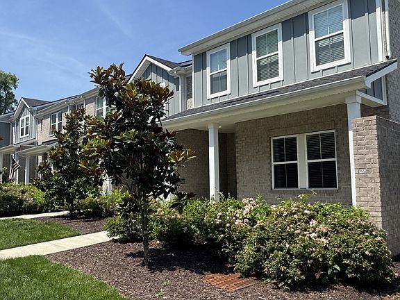 4th image of 204 Douglas Bend Rd #504
