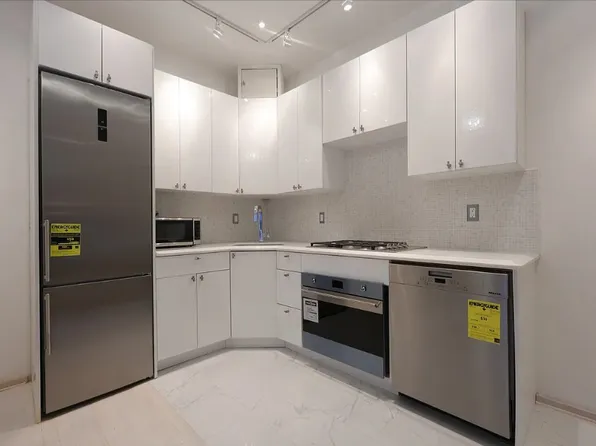 853 Seventh Avenue image 6 of 10