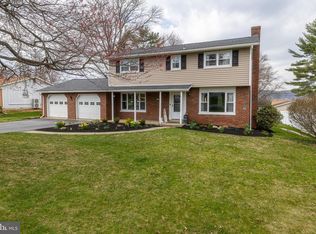4467 Calvert St, Center Valley, PA 18034