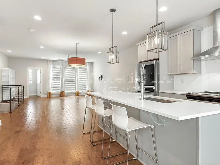 1575 Duckworth Ave — Photo 14