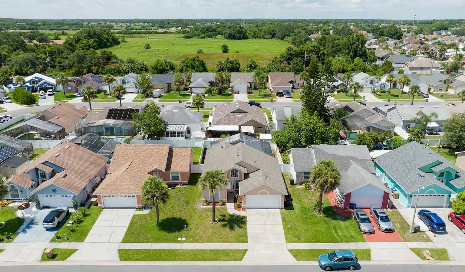 3 bed, 2.0 bath, 1344 sqft, $2,740 — Photo 4
