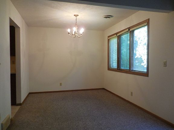 5th image of 7365 Travertine Trl